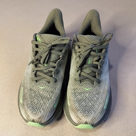 Hoka One One Shoes - Hoka Clifton 9 Womens Gray and Green Running Shoes Sz 7B.